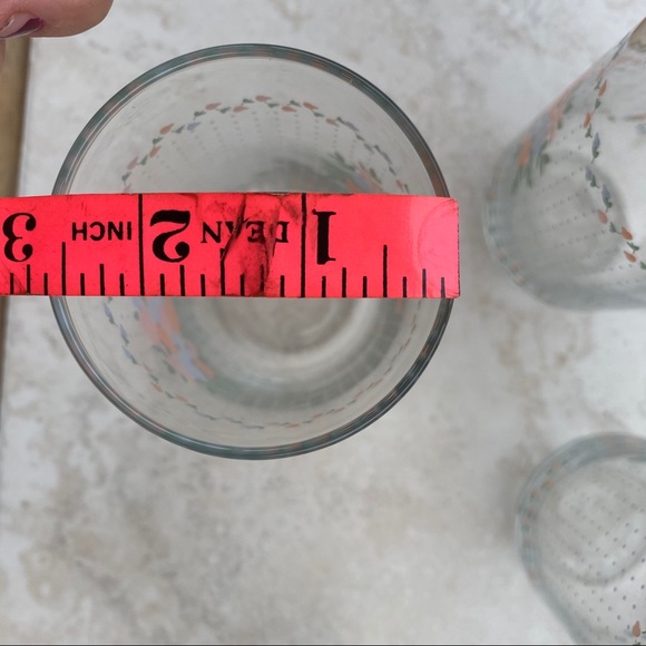 Vintage pastel floral drinking glasses set of 4 - Picture 6 of 7